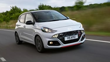 Hyundai i10 N Line - front tracking